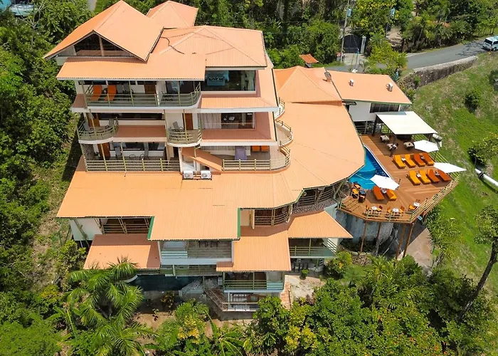 Issimo Suites (Adults Only)